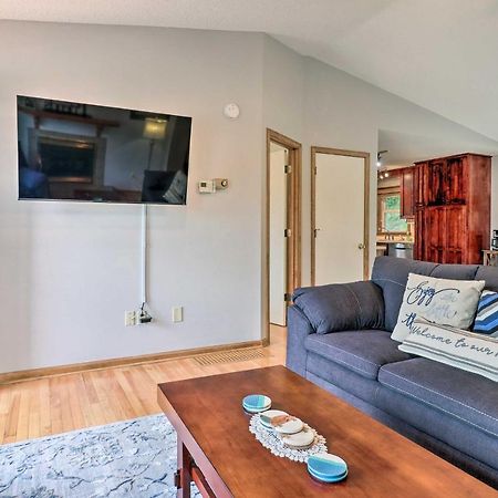 Charming Mills River Home With Porch And Yard! Exterior foto